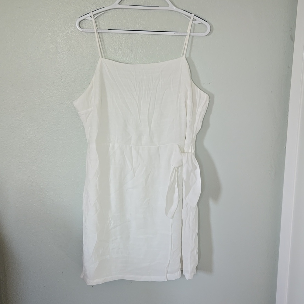 Nine West | White Spaghetti Strap Faux Wrap Mini Dress Size XL